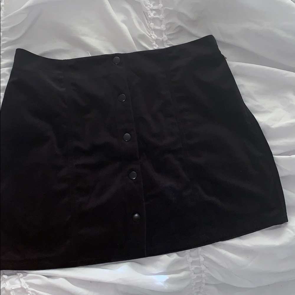 Chloe&Katie Black Button up Skirt